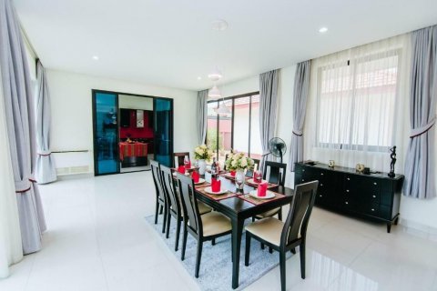 Вилла в Паттайе, Таиланд с 4 спальнями  № 146022 - фото 10