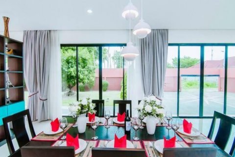 Вилла в Паттайе, Таиланд с 4 спальнями  № 146022 - фото 11