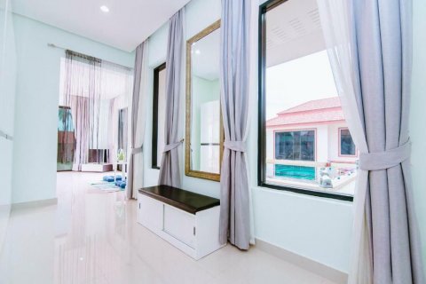 Вилла в Паттайе, Таиланд с 4 спальнями  № 146022 - фото 15