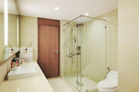 Кондоминиум с 3 спальнями в Сатхоне, Бангкок, Таиланд № 143018 - фото 4