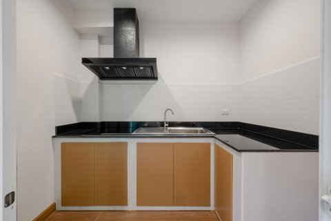 Townhouse in Bangkok, Thailand 4 bedrooms № 143014 - photo 7