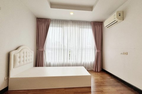 Кондоминиум с 3 спальнями в Бангкоке, Таиланд № 143017 - фото 5