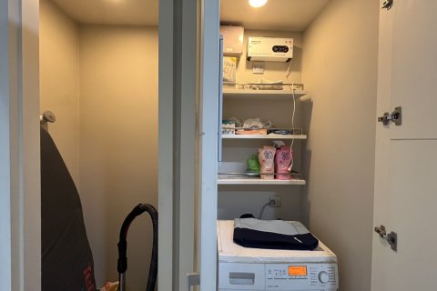Condo à Watthana, Bangkok, Thaïlande, 3 chambres № 201157 - photo 2