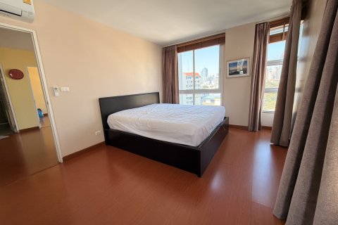 Condo in Yan Nawa, Bangkok, Thailand, 2 bedrooms № 152649 - photo 8