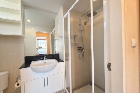 Condo in Yan Nawa, Bangkok, Thailand, 2 bedrooms № 152649 - photo 11