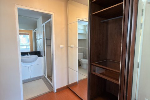 Condo in Yan Nawa, Bangkok, Thailand, 2 bedrooms № 152649 - photo 10