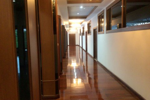 Maison à Hang Dong, Thaïlande 6 chambres № 140724 - photo 5