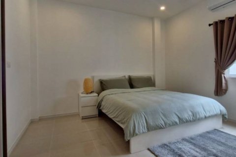 House in Bang Lamung, Thailand 3 bedrooms № 134747 - photo 6