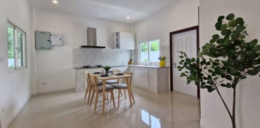 House in Bang Lamung, Thailand 3 bedrooms № 134747