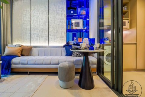 Condo in Khlong Toei, Bangkok, Thailand, 1 bedroom  № 134741 - photo 4