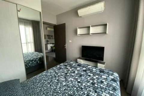 Студия в кондо в Ваттхане, Бангкок, Таиланд № 159398 - фото 8