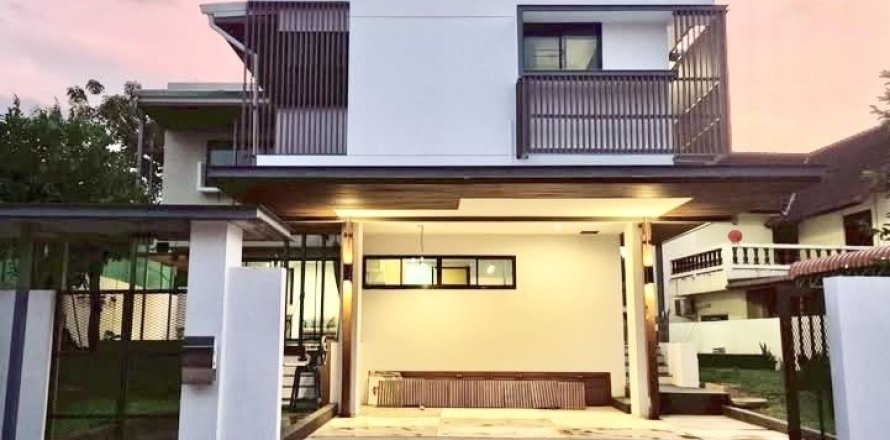 Maison à Chiang Mai, Thaïlande 5 chambres № 159394