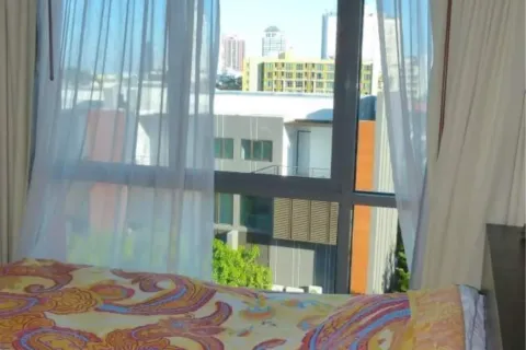 Condo à Watthana, Bangkok, Thaïlande, 2 chambres  № 159397 - photo 10