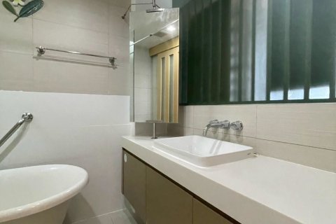 Studio in the Condo in Khlong Toei, Bangkok, Thailand № 159399 - photo 25