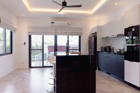 Villa in Hua Hin, Thailand 3 bedrooms № 134467 - photo 10