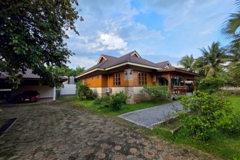 Дом в Чиангмае, Таиланд с 3 спальнями  № 134464 - фото 1