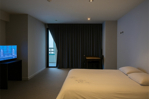 Condo in Bangkok, Thailand, 2 bedrooms № 186122 - photo 9