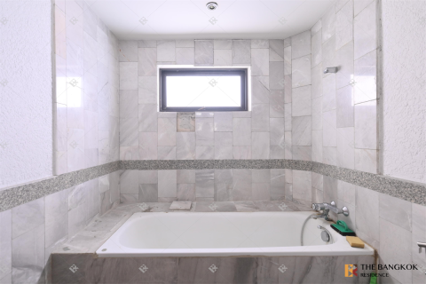 Condo à Bangkok, Thaïlande, 2 chambres № 186122 - photo 5
