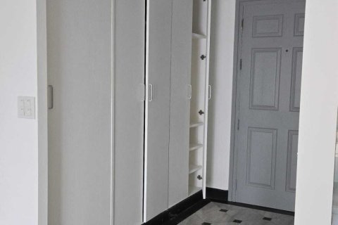 Studio dans le Condo à Watthana, Bangkok, Thaïlande № 173073 - photo 8