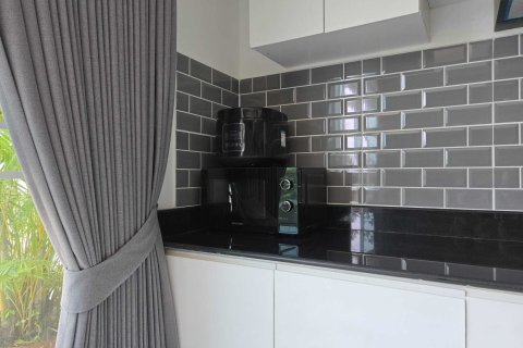 Studio dans le Condo à Watthana, Bangkok, Thaïlande № 173073 - photo 11