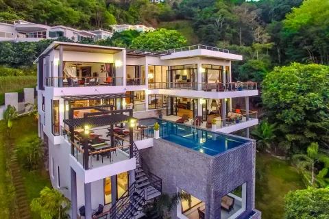 Villa in Phuket, Thailand 6 bedrooms № 173068