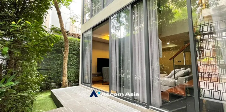 Duplex in Pathum Wan, Bangkok, Thailand 3 Schlafzimmer № 214891