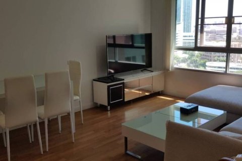 Кондоминиум с 2 спальнями в Хуай Кванге, Бангкок, Таиланд № 150468 - фото 1