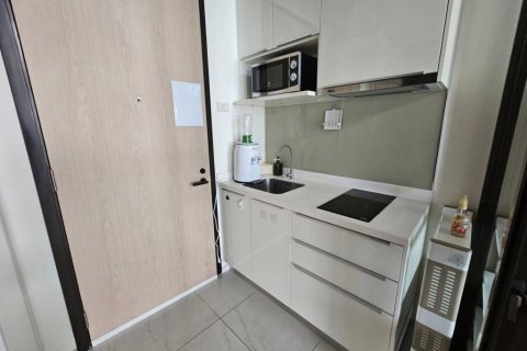 Кондоминиум с 1 спальней в Бангкоке, Таиланд № 150464 - фото 6