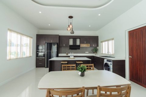 Villa in Hua Hin, Thailand 3 bedrooms № 150465 - photo 9