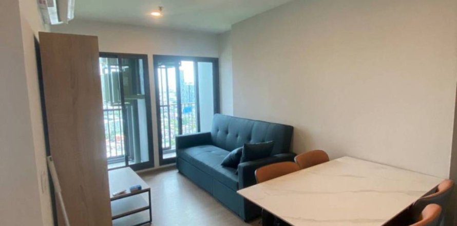 Condo à Phra Khanong, Bangkok, Thaïlande, 2 chambres  № 150467