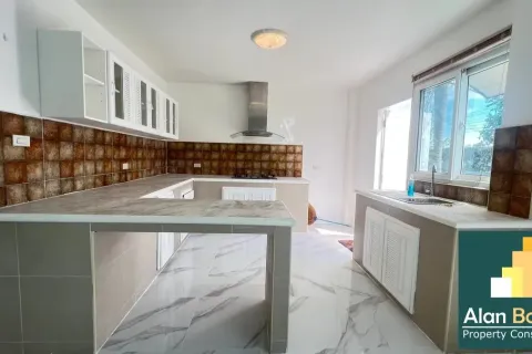 House in Pattaya, Thailand 3 bedrooms № 210616 - photo 17