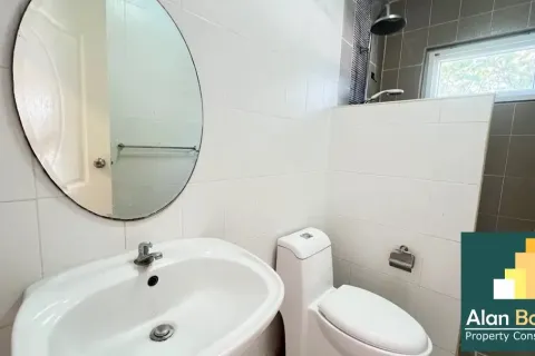 House in Pattaya, Thailand 3 bedrooms № 210616 - photo 16