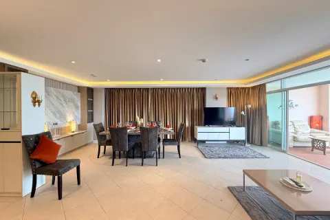 Condominio de 3 dormitorios en Pattaya, Tailandia № 210621 - foto 11
