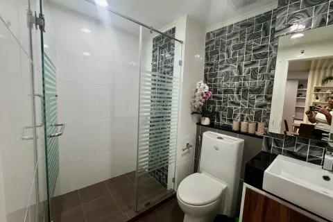 Condominio de 2 dormitorios en Jomtien Beach, Pattaya, Tailandia № 210622 - foto 10