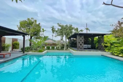 Villa in Pattaya, Thailand 3 bedrooms № 210619 - photo 3