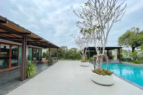 Villa in Pattaya, Thailand 3 bedrooms № 210619 - photo 1