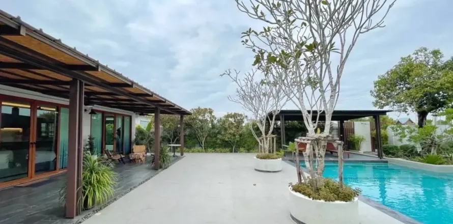 Villa in Pattaya, Thailand 3 bedrooms № 210619