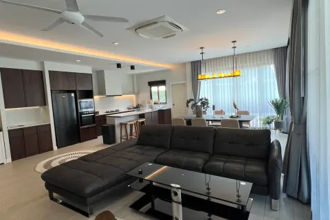 Villa in Pattaya, Thailand 3 bedrooms № 210619 - photo 10