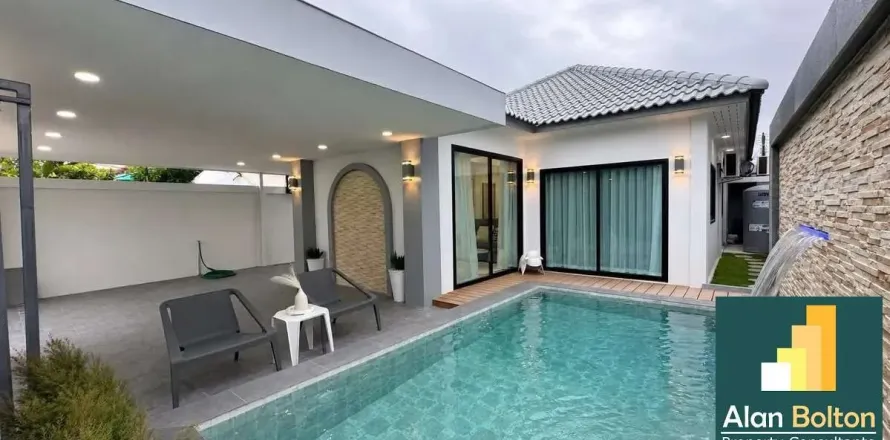 House in Pattaya, Thailand 3 bedrooms № 210618