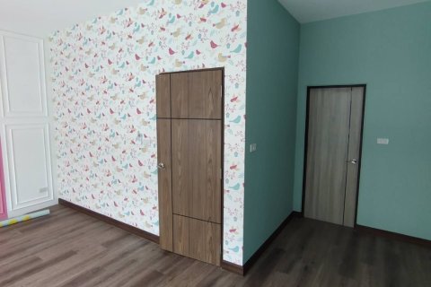 Townhouse in Phra Khanong, Bangkok, Thailand 3 bedrooms № 160854 - photo 11