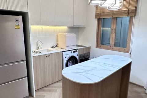 Townhouse in Phra Khanong, Bangkok, Thailand 3 bedrooms № 160854 - photo 6