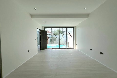 Villa in Phuket, Thailand 3 bedrooms № 160848 - photo 10