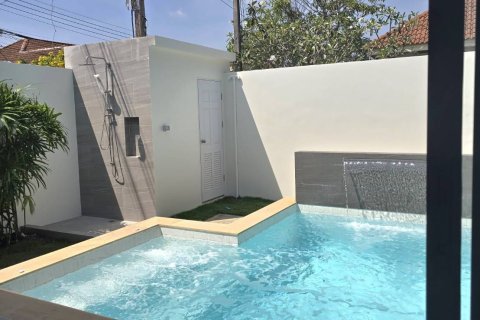 Villa in Phuket, Thailand 3 bedrooms № 160848 - photo 5