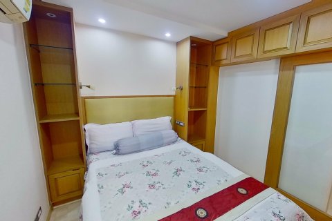 Studio in the Condo in Watthana, Bangkok, Thailand  № 160852 - photo 4