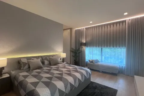 Casa de 5 dormitorios en Pattaya, Tailandia № 212097 - foto 13