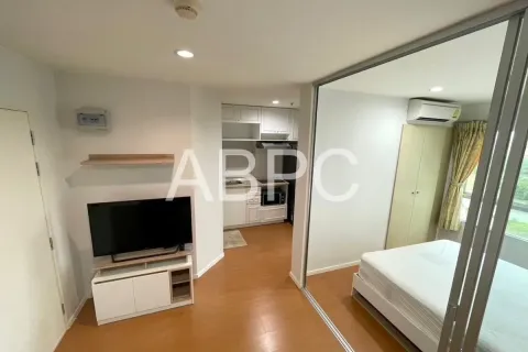 Condominio de 1 dormitorio en Jomtien Beach, Pattaya, Tailandia № 212094 - foto 4
