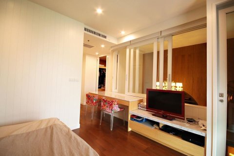 Condo in Khlong Toei, Bangkok, Thailand, 2 bedrooms  № 159515 - photo 13