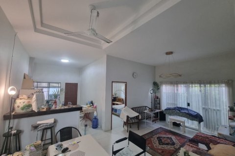 Townhouse in Phuket, Thailand 2 bedrooms № 159511 - photo 2