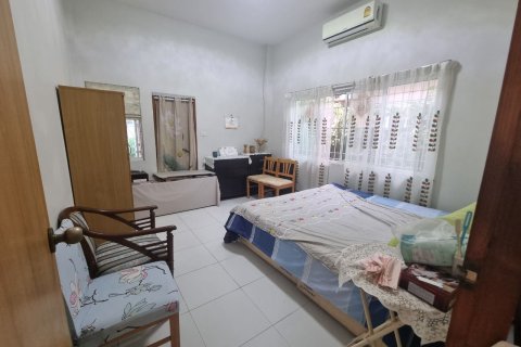 Townhouse in Phuket, Thailand 2 bedrooms № 159511 - photo 4