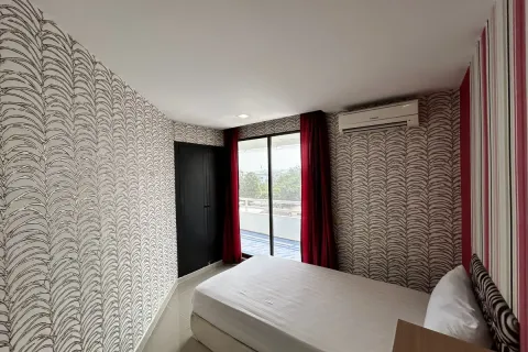 Condominio de 2 dormitorios en Jomtien Beach, Pattaya, Tailandia № 211801 - foto 11